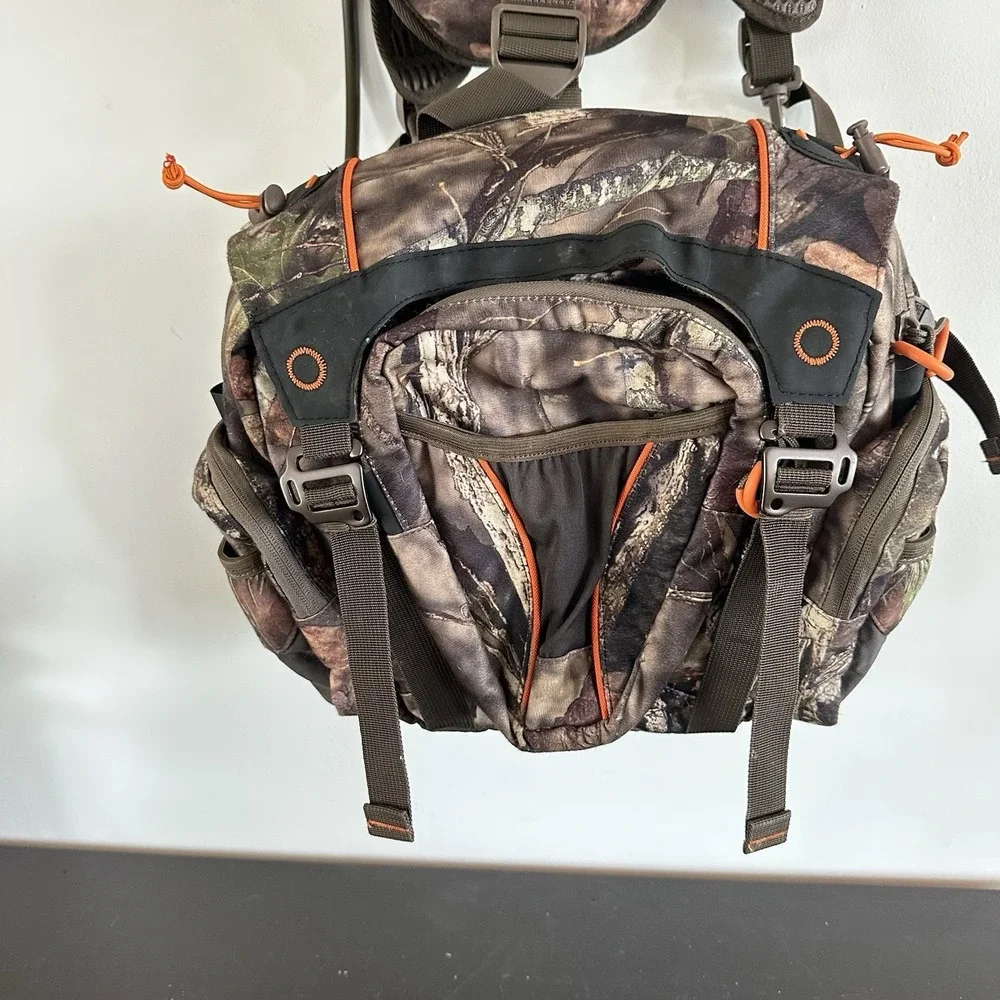 Bolderton Hands Free Hydration Bladder Hunting Backpack Camouflage Camo Hiking